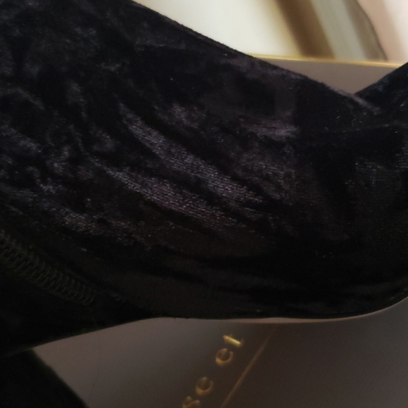 Booties - Picture 4 of 4